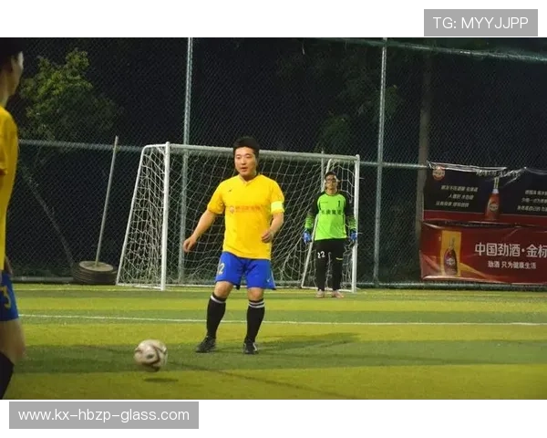 重庆足球队挑战赛个人能力分析与表现评估 重庆足球队挑战赛个人能力分析与表现评估