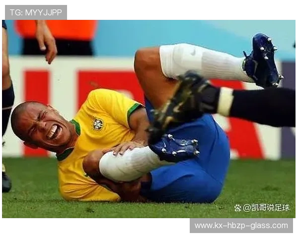足球明星伤病真实照片揭示背后不为人知的辛酸与坚持